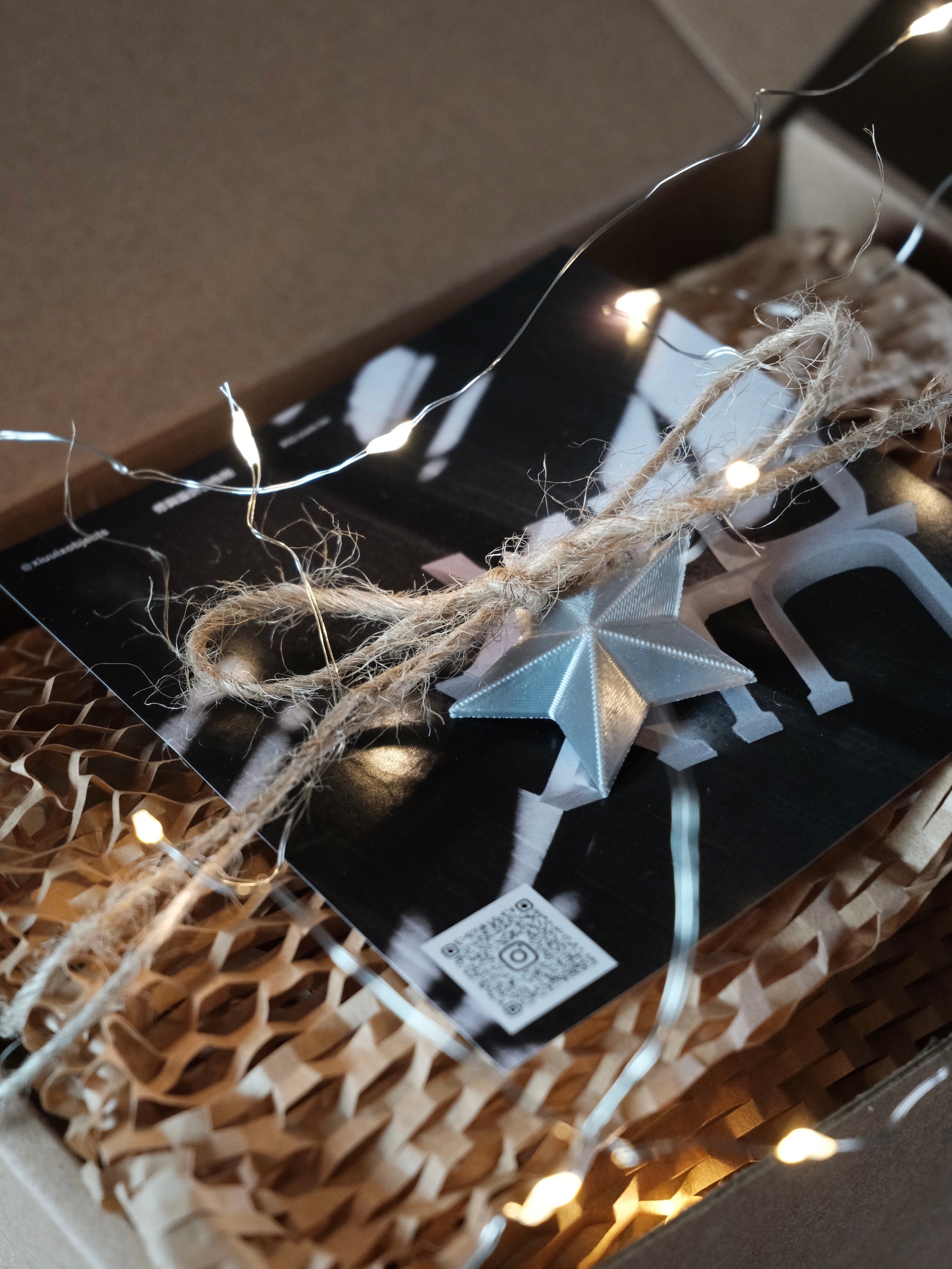 Moiré Ornaments｜Set of 4